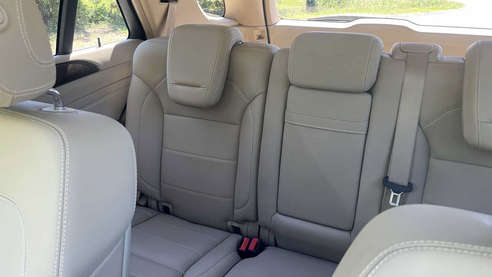 Used 2012 Mercedes-Benz ML 350 4MATIC image 35