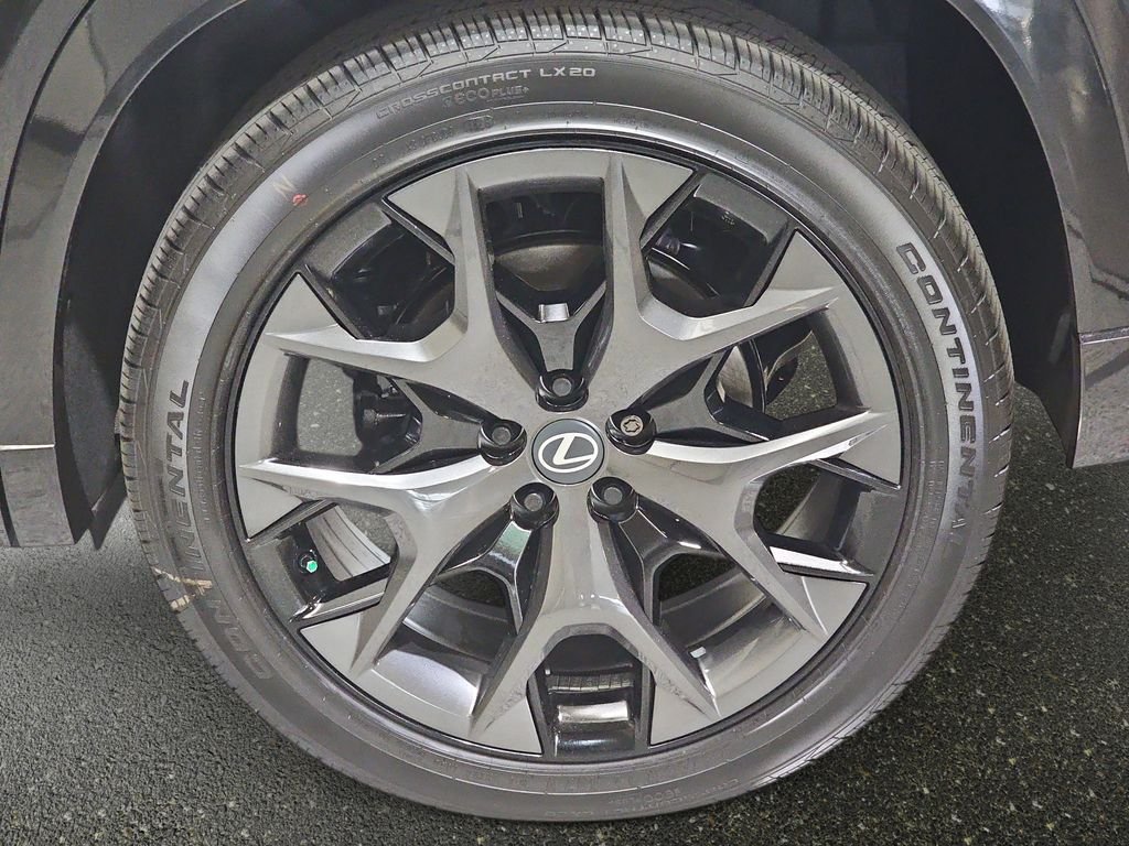 New 2026 Lexus TX 500h AWD image 36