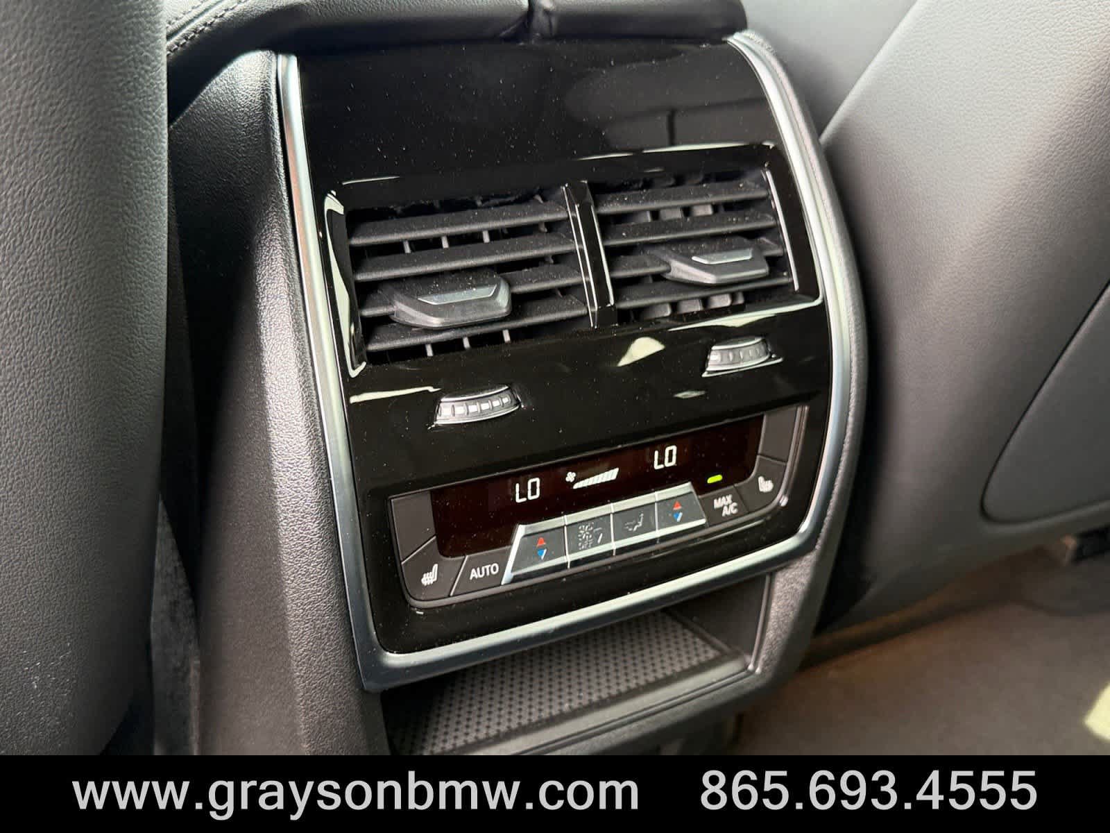 Used 2026 BMW X6 M60i w/ Executive Package AWD/4WD image 18