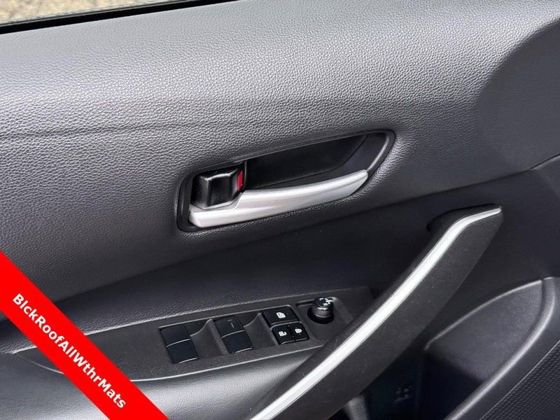 Used 2021 Toyota Corolla SE image 18