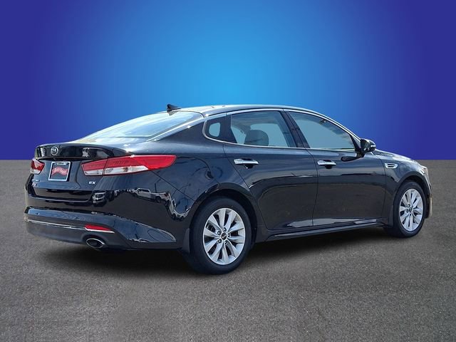Used 2017 Kia Optima EX w/ Premium Package FWD image 4