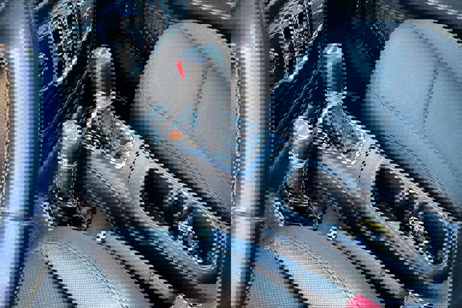 Used 2019 Jeep Wrangler Unlimited Sahara image 16