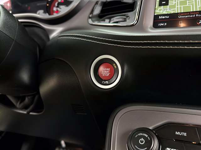 Used 2023 Dodge Challenger SRT Hellcat RWD image 18