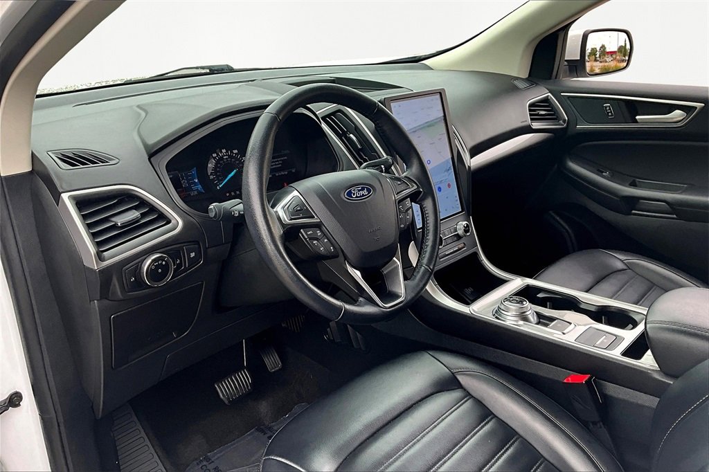 Used 2024 Ford Edge SEL image 14