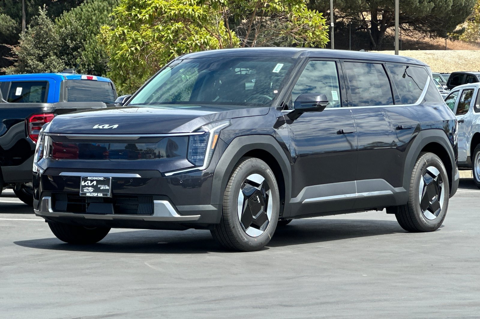 New 2026 Kia EV9 Light RWD image 8
