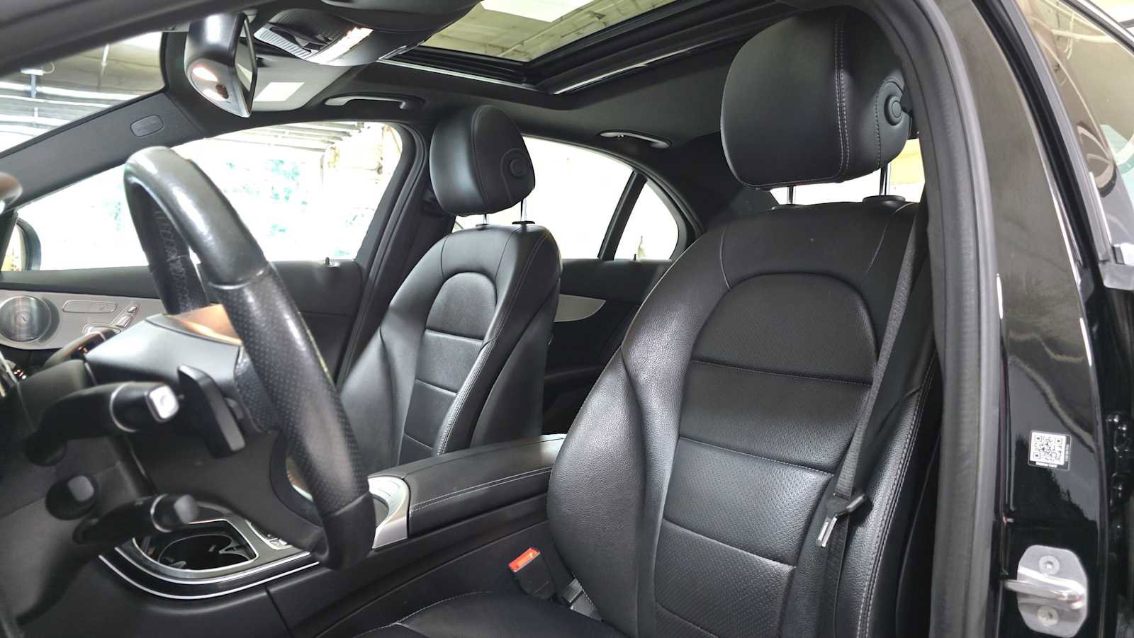Used 2018 Mercedes-Benz C 300 Sedan image 21