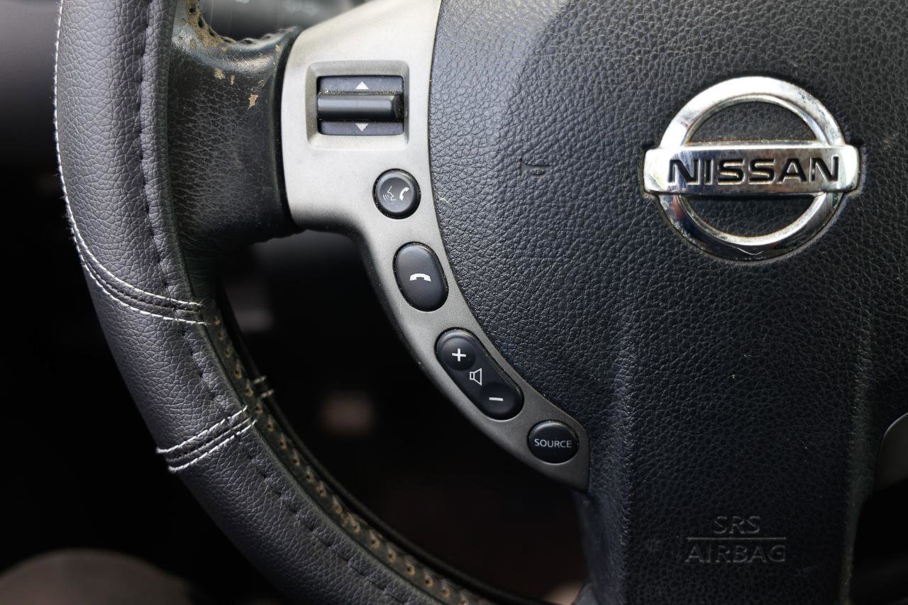 Used 2011 Nissan Rogue SV w/ SL Pkg image 24