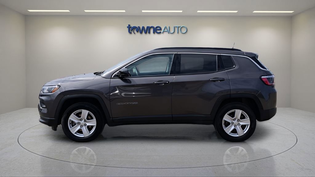 Used 2022 Jeep Compass Latitude w/ Convenience Group image 2