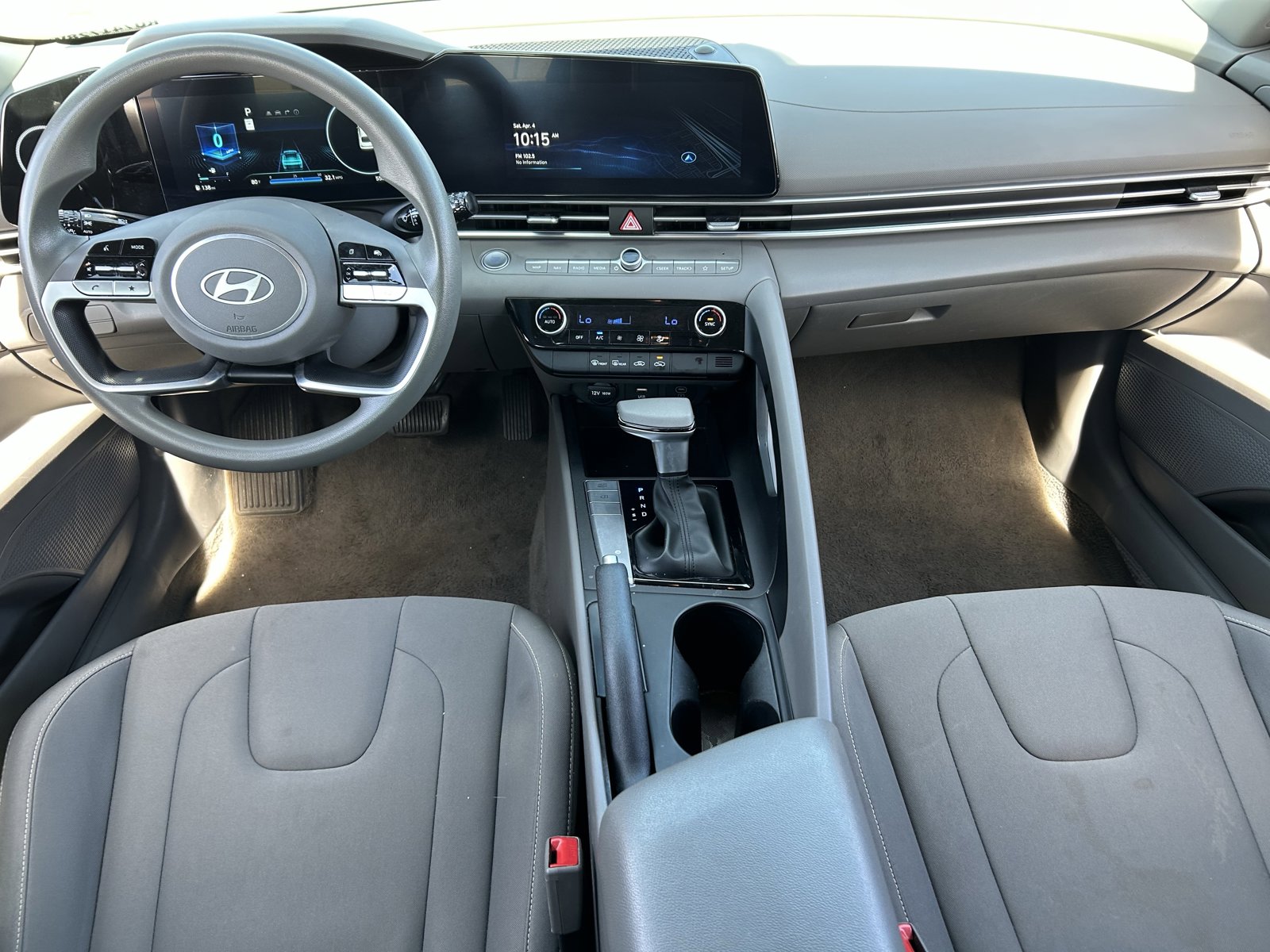 Used 2024 Hyundai Elantra SEL FWD image 14