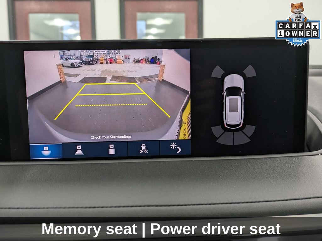 Used 2023 Acura MDX SH-AWD w/ Technology Package image 15