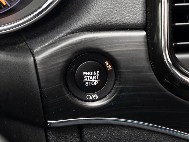 Used 2021 Jeep Grand Cherokee Limited image 29