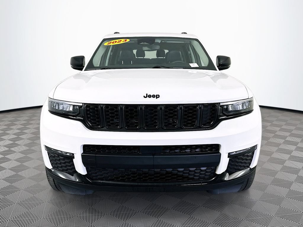 Certified 2023 Jeep Grand Cherokee L Limited w/ Black Appearance Package AWD/4WD image 4
