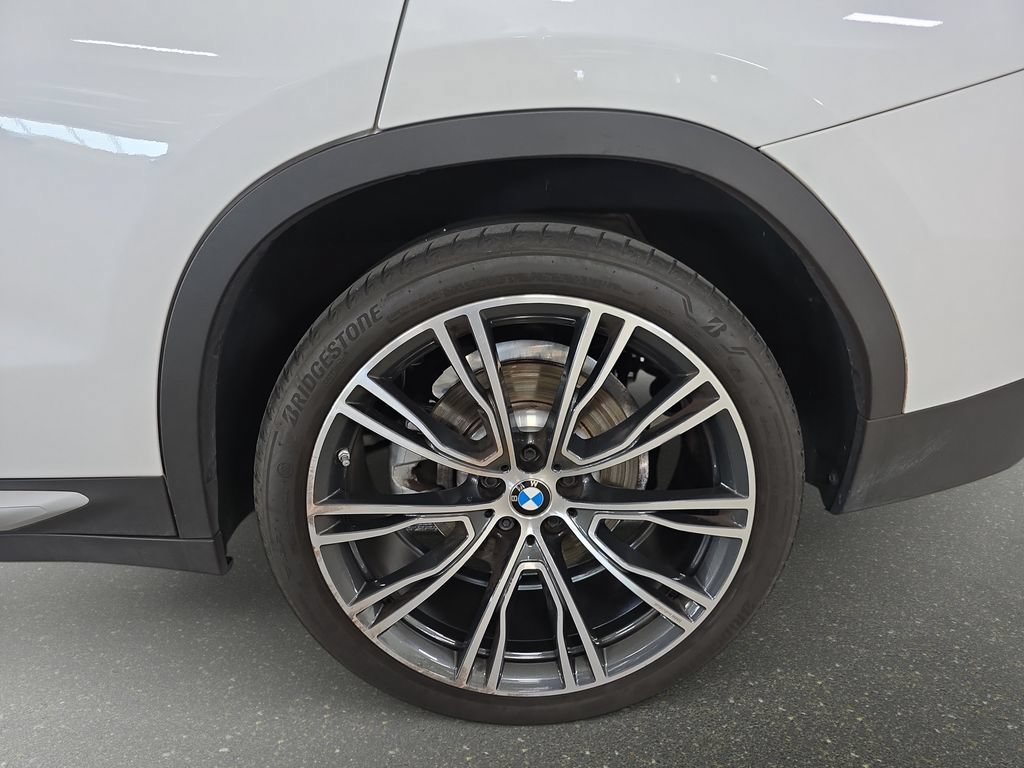 Certified 2024 BMW X3 sDrive30i w/ Convenience Package RWD image 32