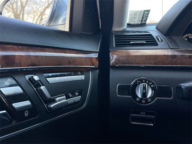 Used 2008 Mercedes-Benz S 550 image 15