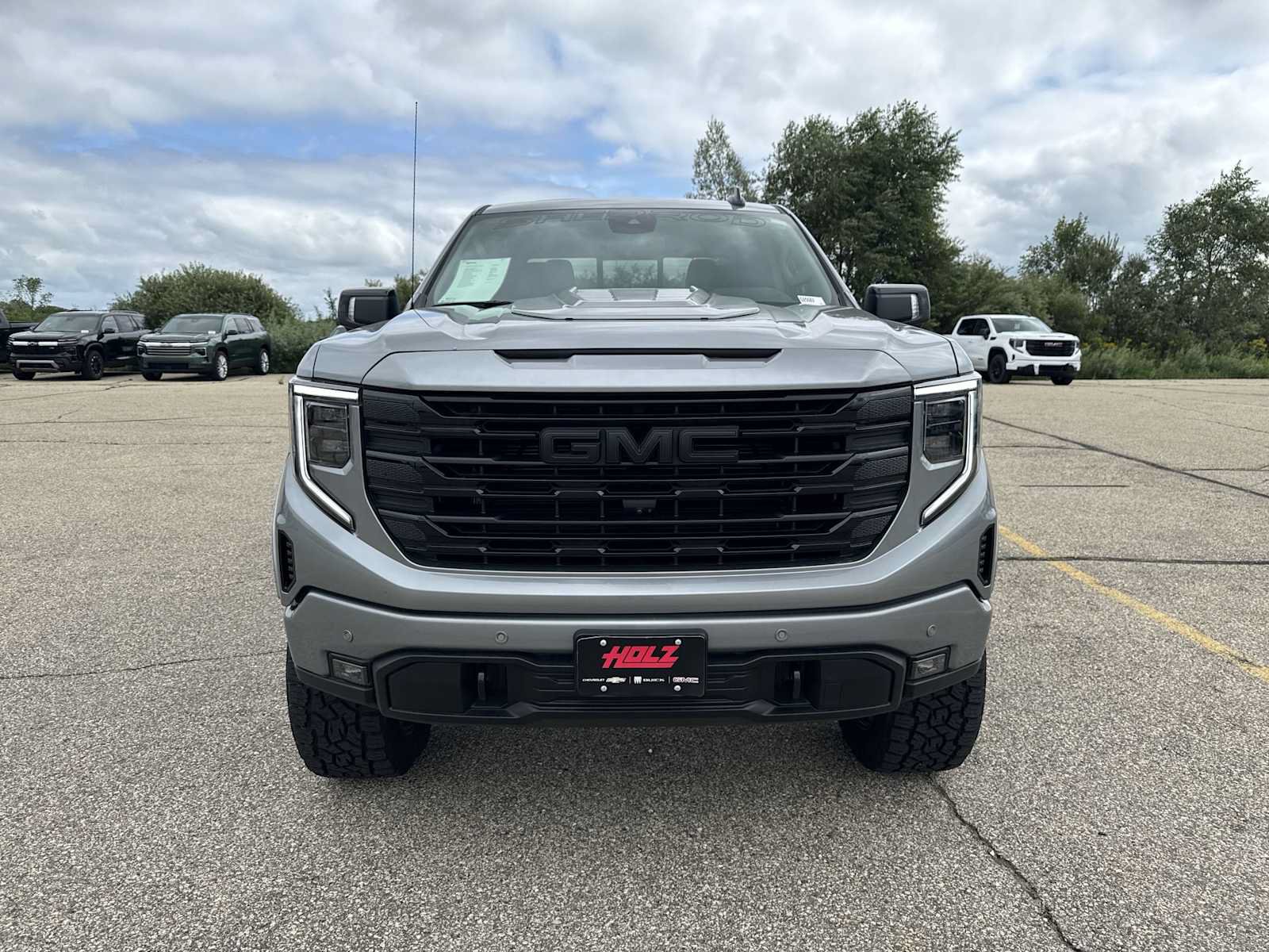 New 2025 GMC Sierra 1500 Elevation w/ Elevation Premium Package AWD/4WD image 3