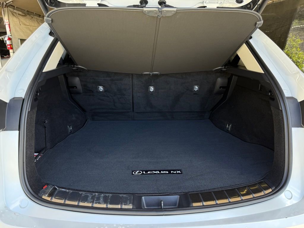 Used 2025 Lexus NX 250 FWD w/ Accessory Package (Z1) image 11