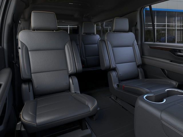 New 2025 Chevrolet Suburban Premier image 17