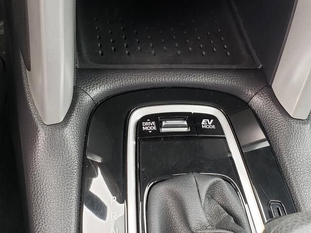 Used 2025 Toyota Corolla Cross AWD Hybrid image 24