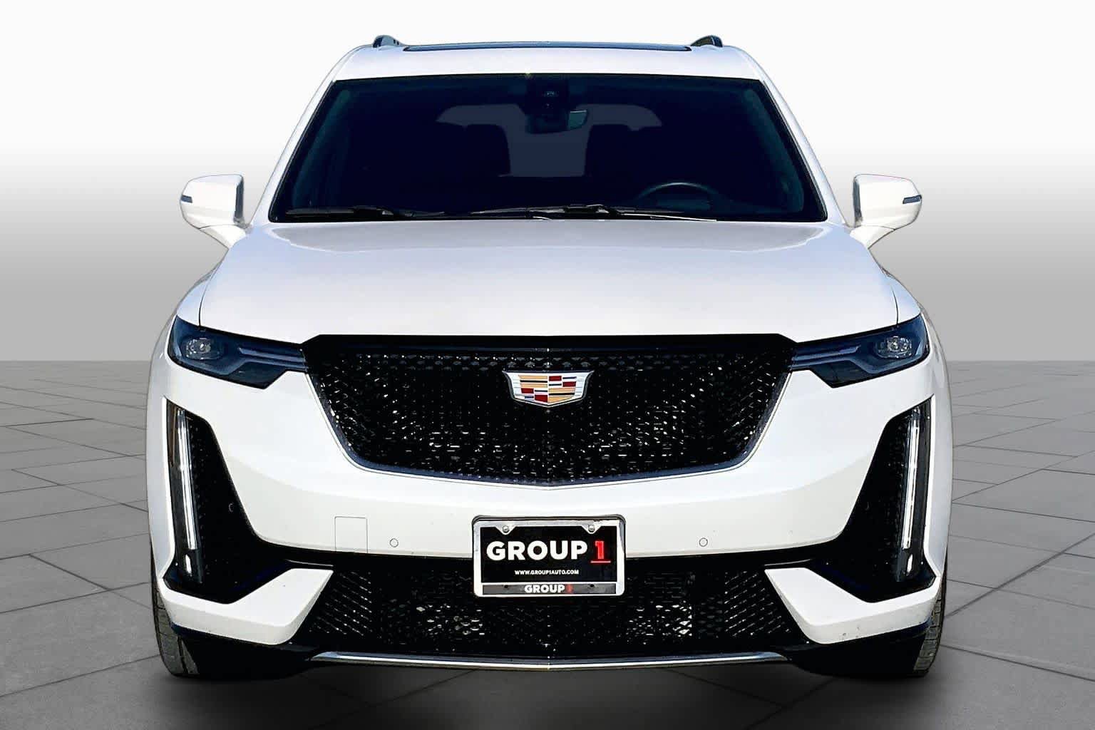 Used 2025 Cadillac XT6 Sport w/ Technology Package AWD/4WD image 4