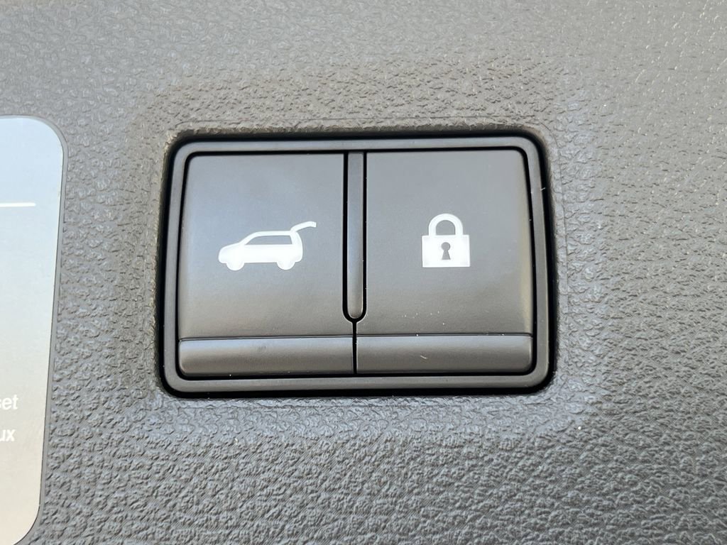 Used 2023 INFINITI QX50 Luxe FWD image 6