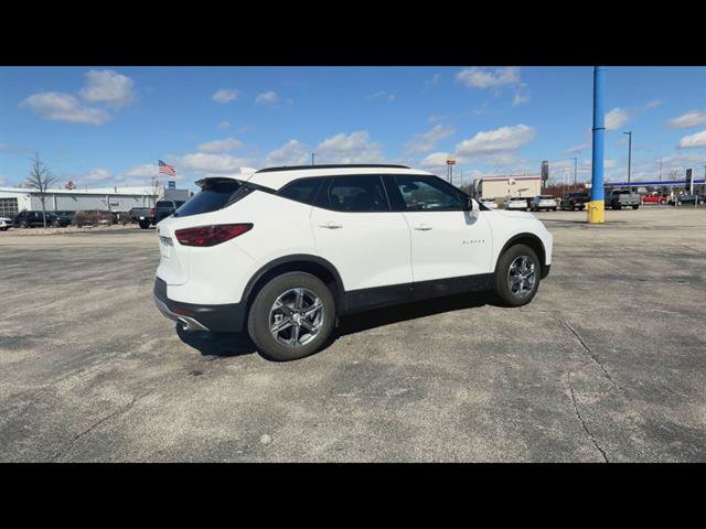 Certified 2023 Chevrolet Blazer LT w/ Convenience Package image 9