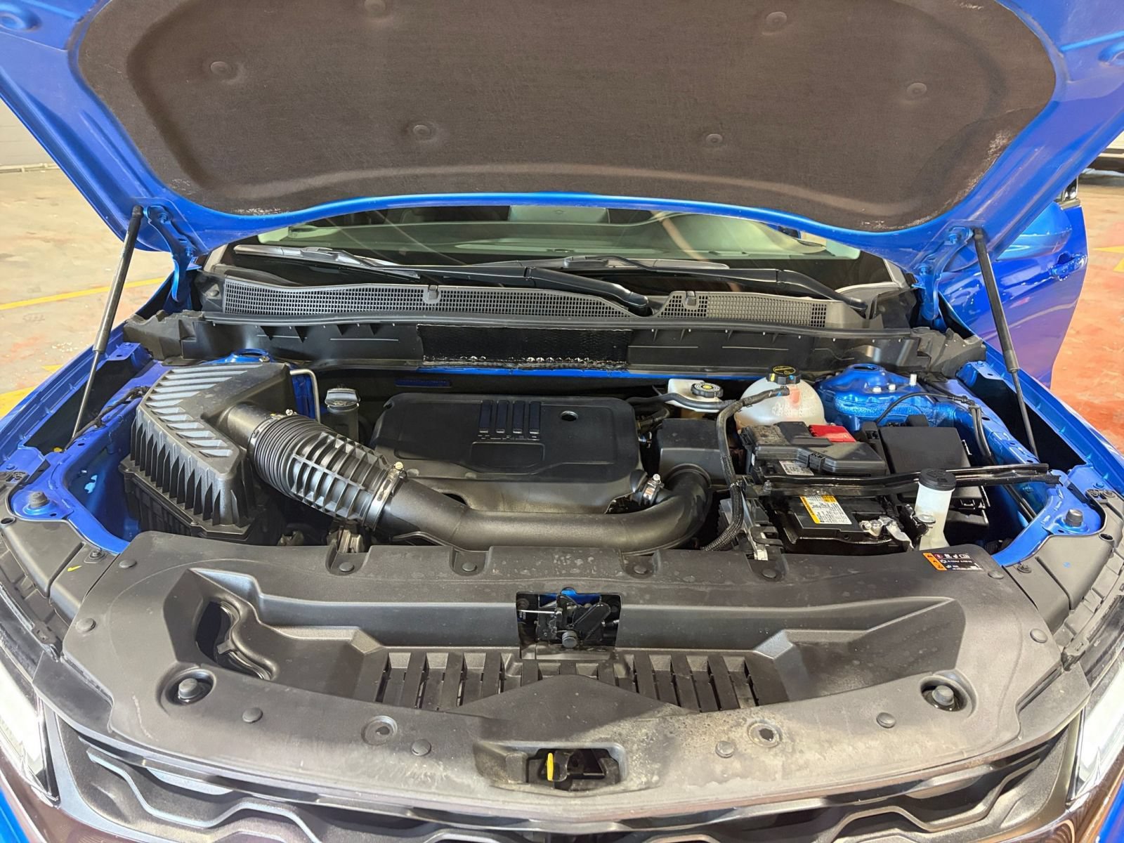 Used 2026 Chevrolet Blazer LT FWD image 32