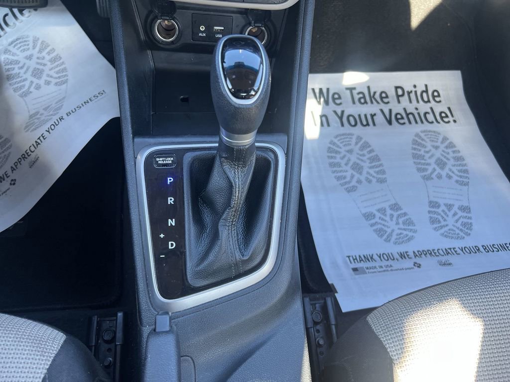 Used 2022 Hyundai Accent SE image 18