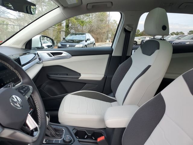 New 2026 Volkswagen Taos SE AWD/4WD image 17