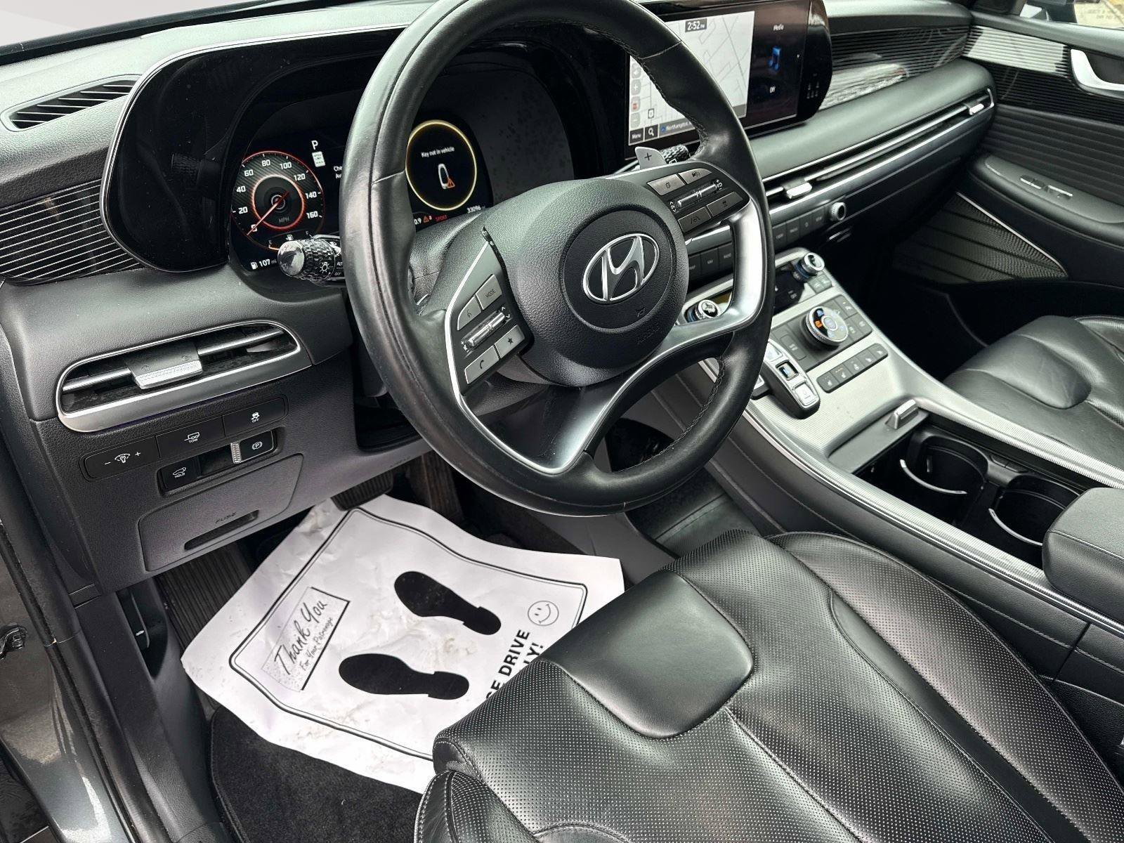 Used 2023 Hyundai Palisade Calligraphy image 22