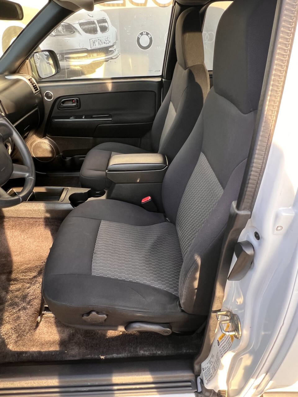 Used 2007 Isuzu i-370 LS image 11