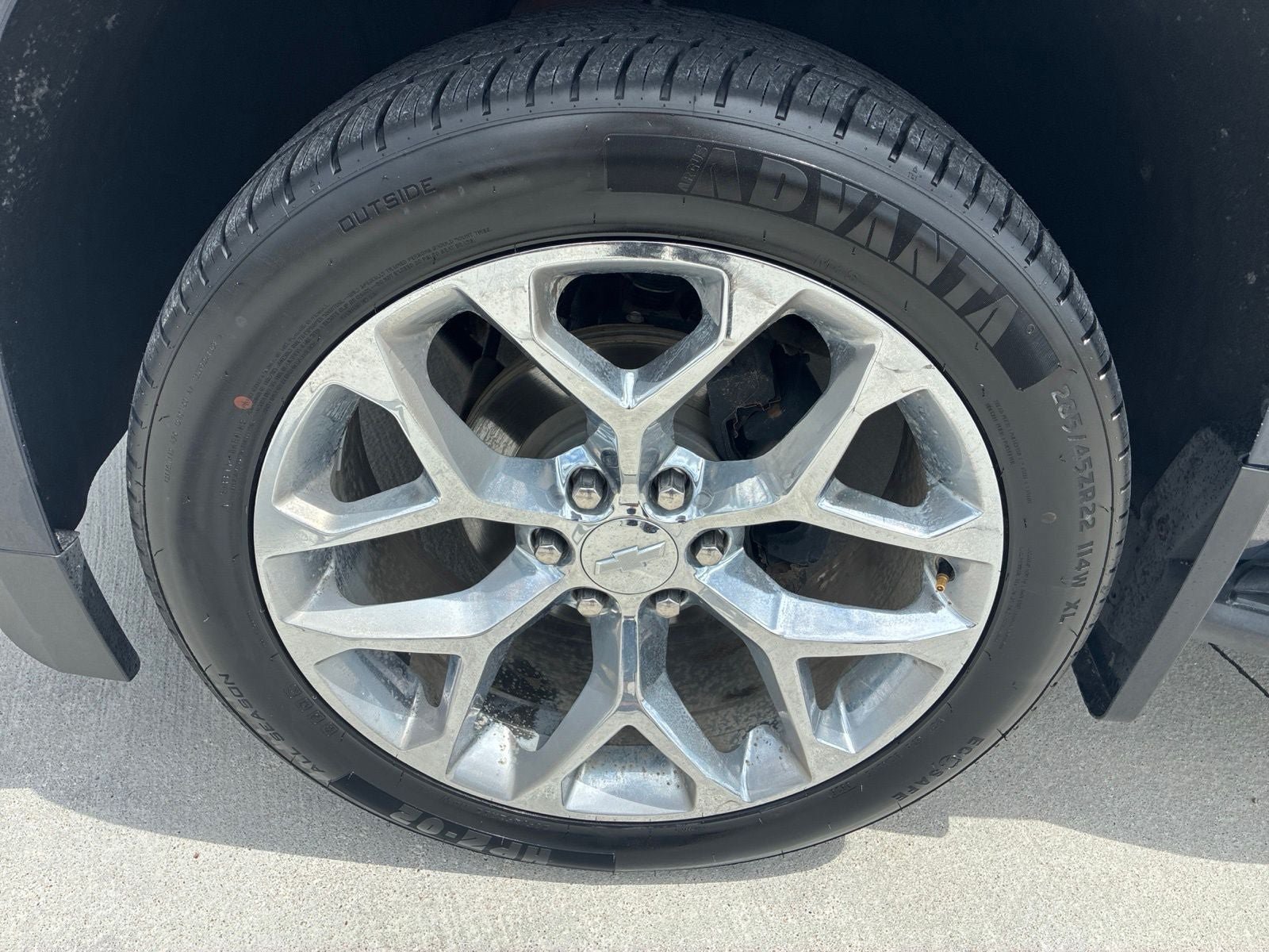 Used 2020 Chevrolet Tahoe LT w/ Luxury Package AWD/4WD image 13