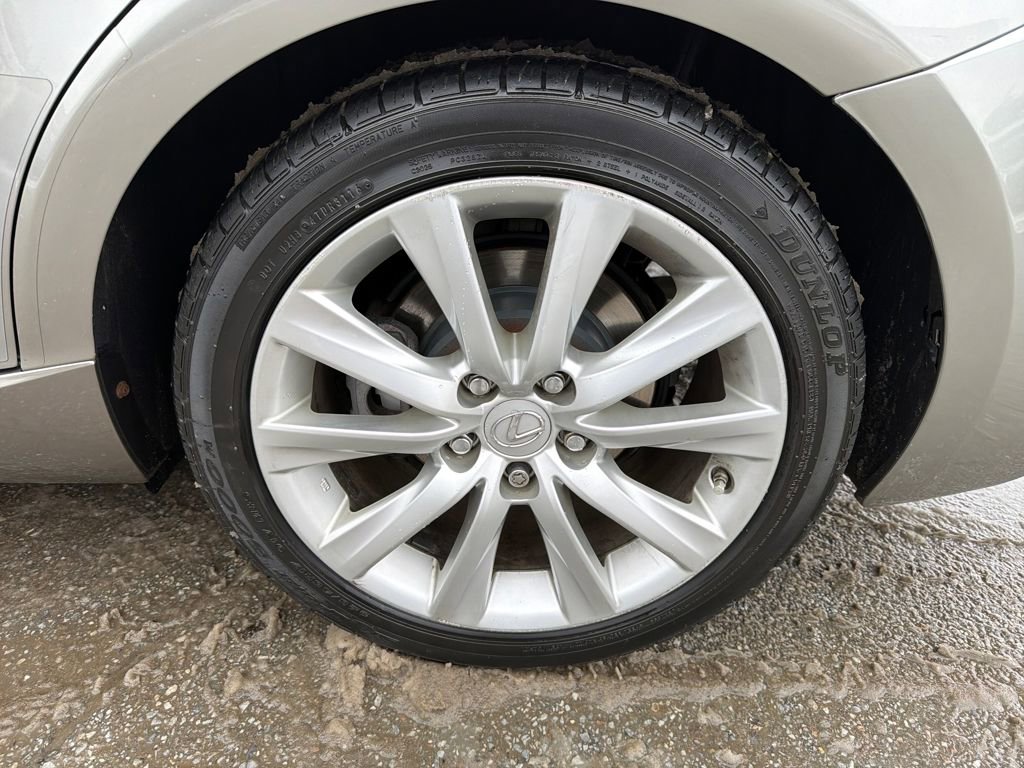 Used 2015 Lexus IS 250 AWD w/ Premium Package image 9