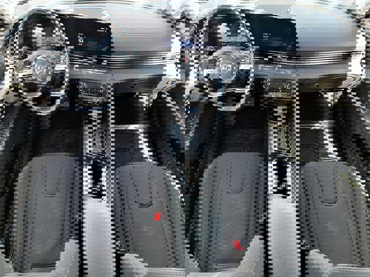 Used 2023 Hyundai Elantra SEL w/ Convenience Package image 9