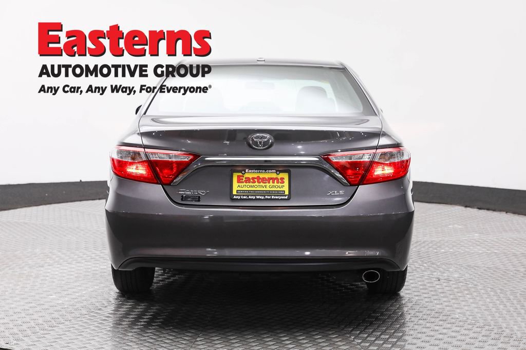 Used 2016 Toyota Camry XLE image 6