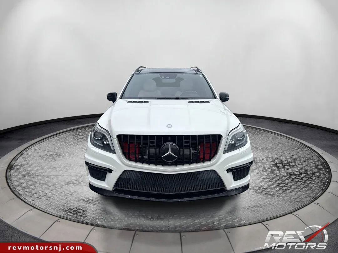 Used 2014 Mercedes-Benz GL 63 AMG 4MATIC image 8