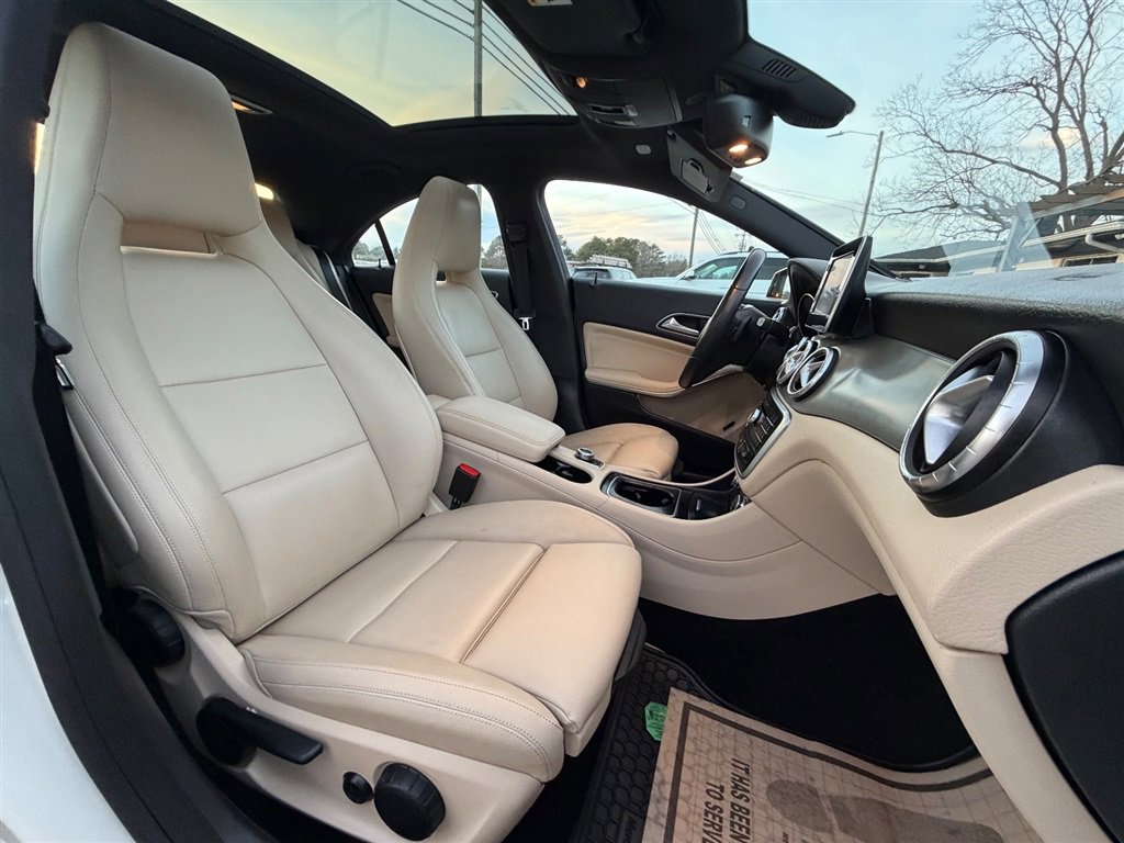 Used 2016 Mercedes-Benz CLA 250 image 20
