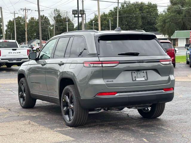 New 2027 Jeep Grand Cherokee Limited w/ Limited Altitude Package AWD/4WD image 15