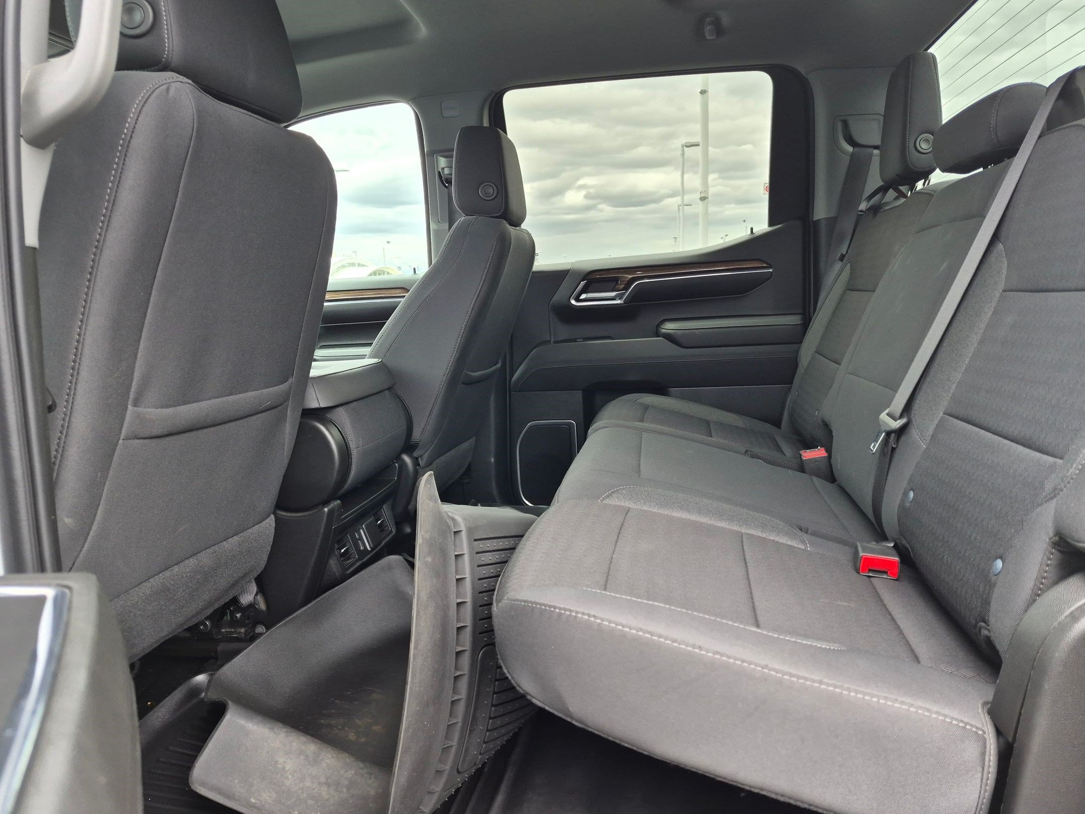 Used 2023 Chevrolet Silverado 1500 LT w/ Work Truck Package AWD/4WD image 28