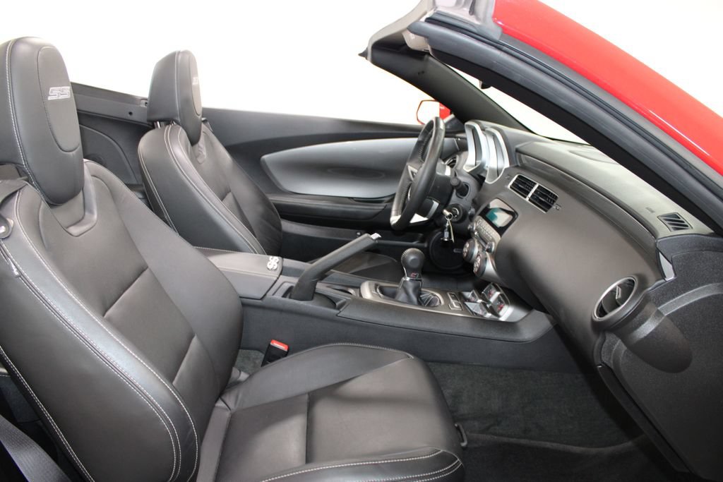 Used 2011 Chevrolet Camaro SS w/ RS Package RWD image 30