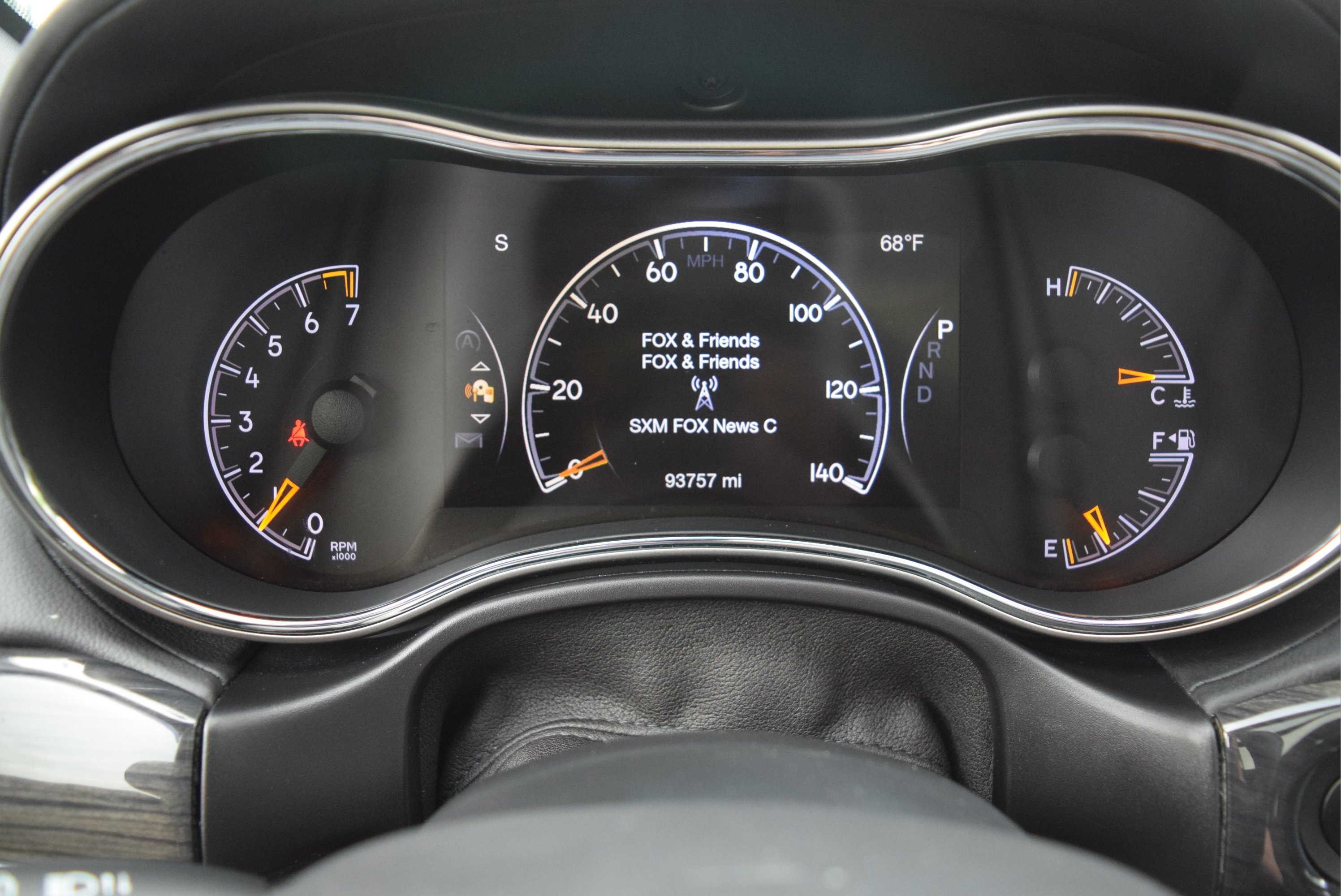 Used 2018 Jeep Grand Cherokee Overland AWD/4WD image 13