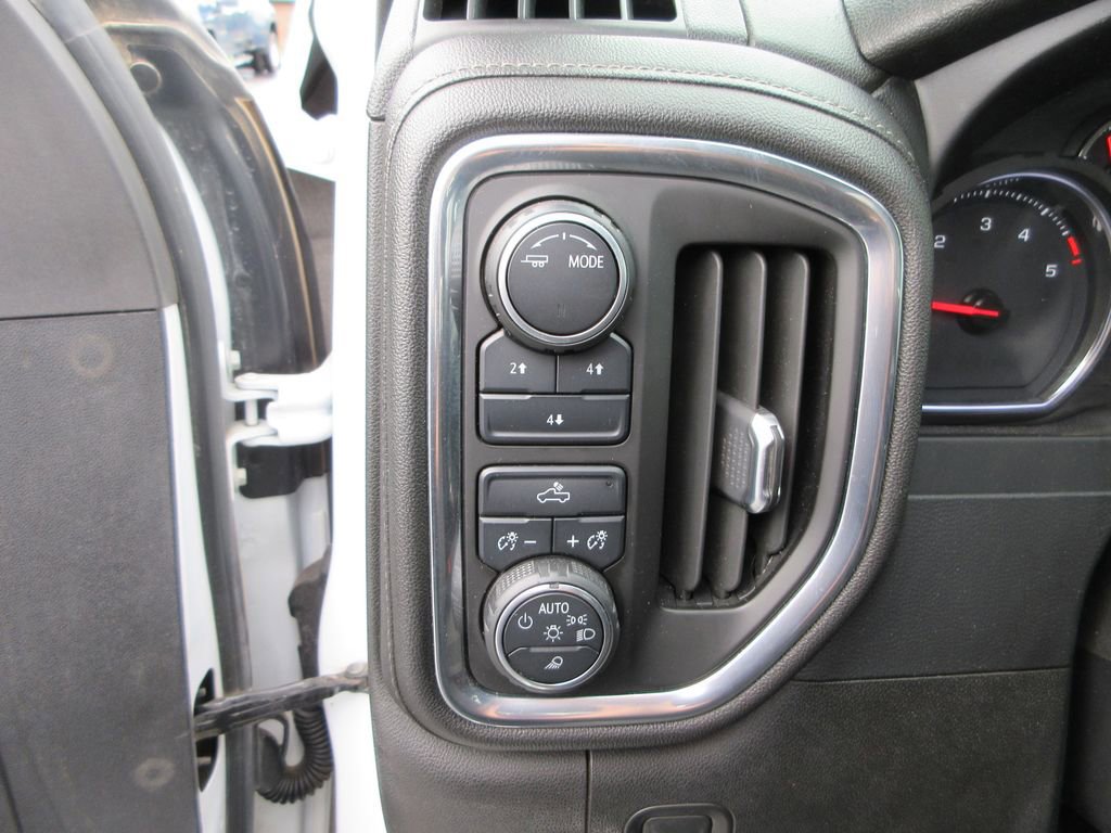 Certified 2021 Chevrolet Silverado 2500 LT w/ Fleet Comfort Package AWD/4WD image 23