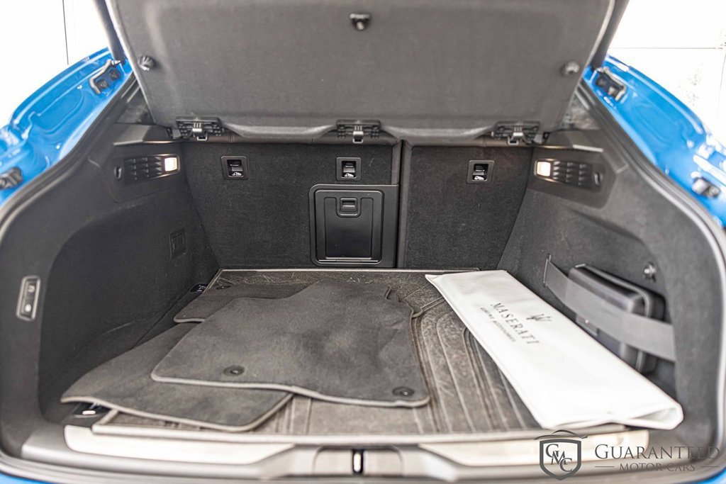 Used 2022 Maserati Levante F Tributo AWD/4WD image 17