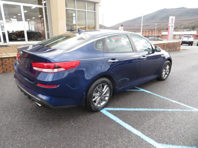 Used 2019 Kia Optima LX image 3