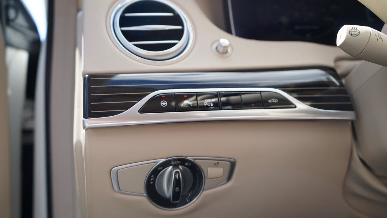 Used 2019 Mercedes-Benz S 63 AMG S 4MATIC Sedan w/ Warmth & Comfort Package image 74