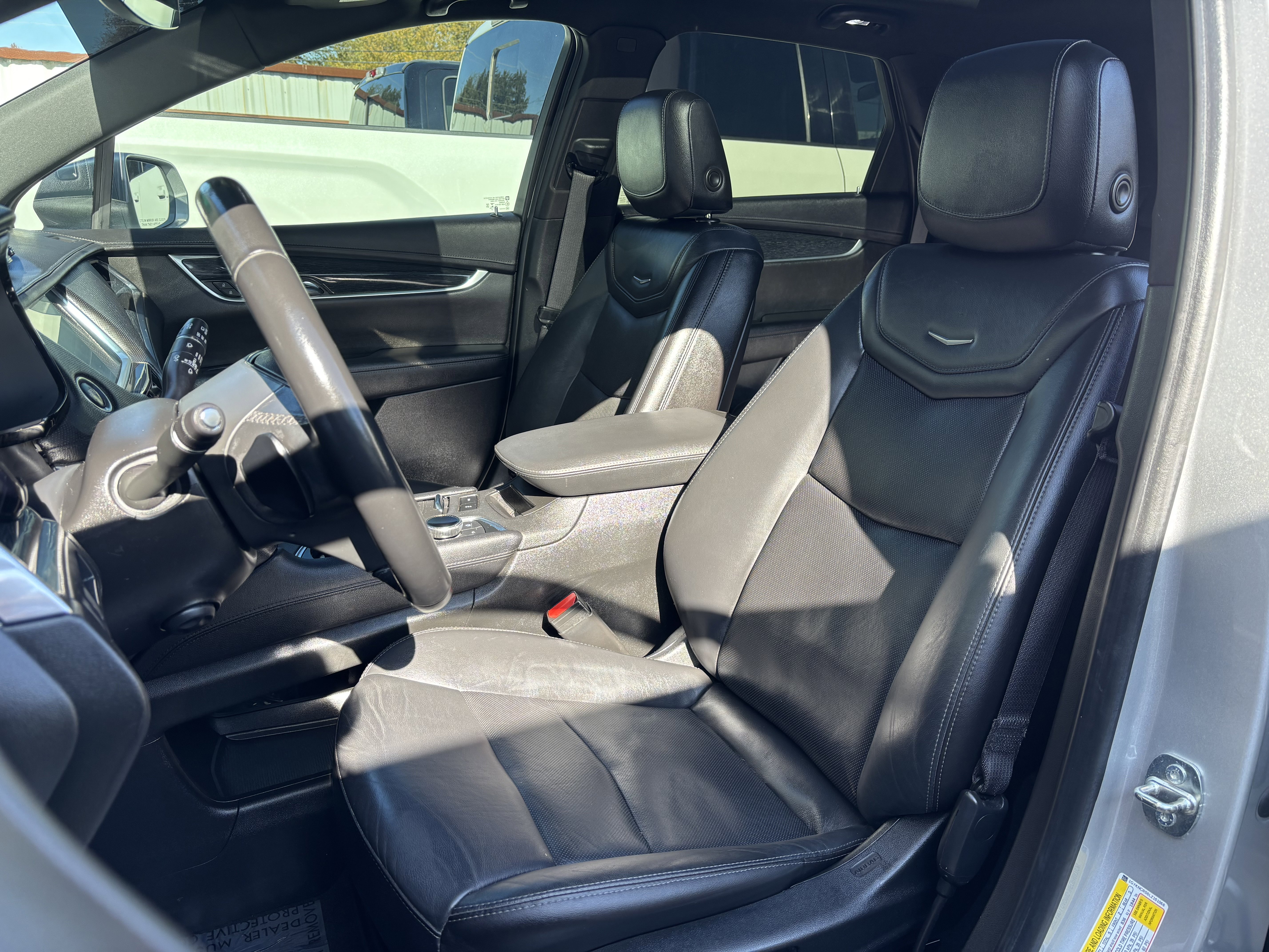 Used 2020 Cadillac XT5 Premium Luxury image 16