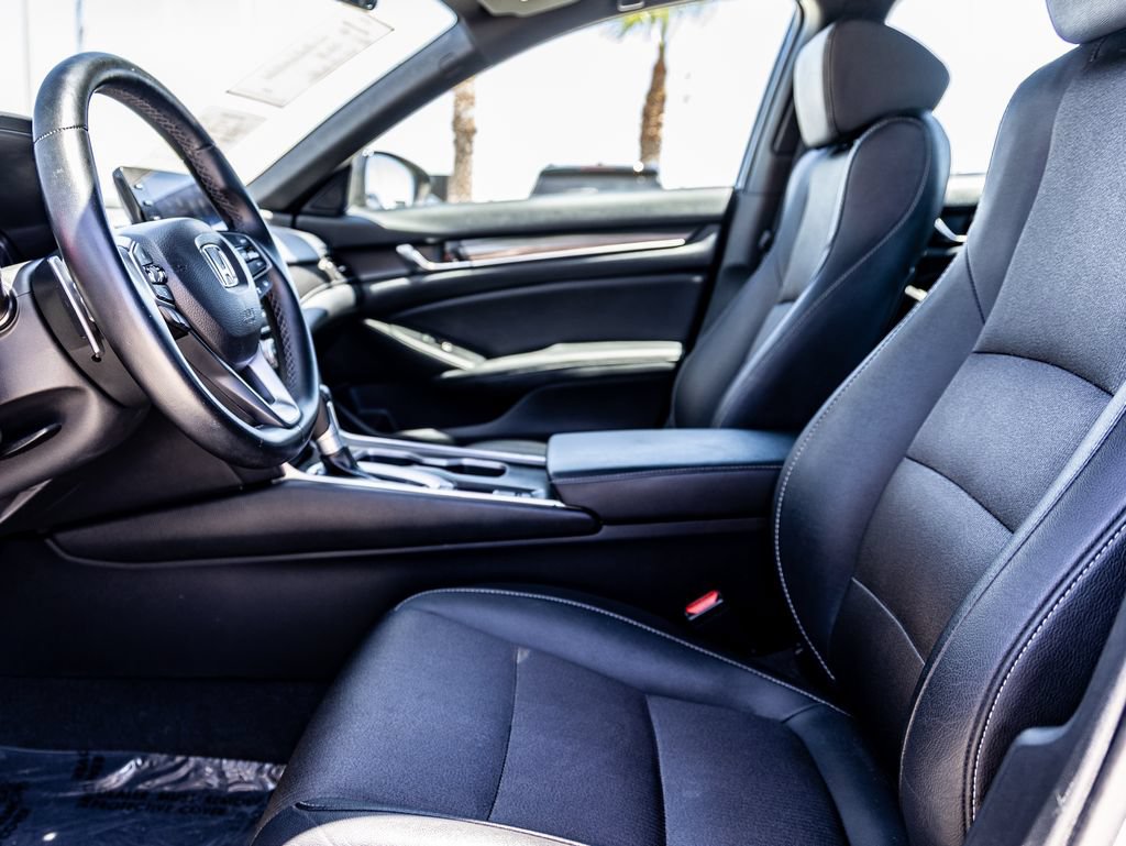 Used 2019 Honda Accord Sport image 14