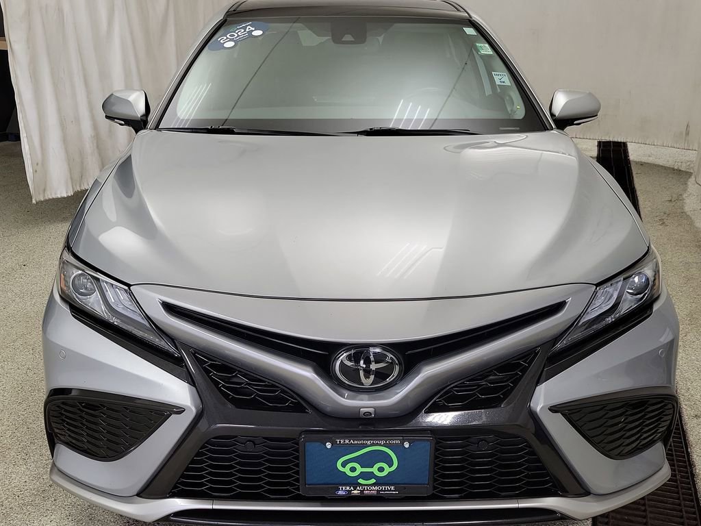 Used 2024 Toyota Camry XSE w/ Navigation Package image 4