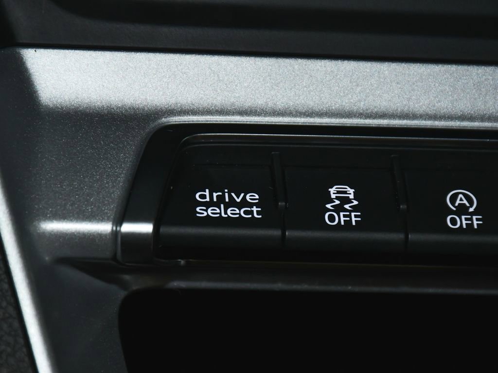 Used 2022 Audi Q3 2.0T Premium w/ Convenience Package image 25