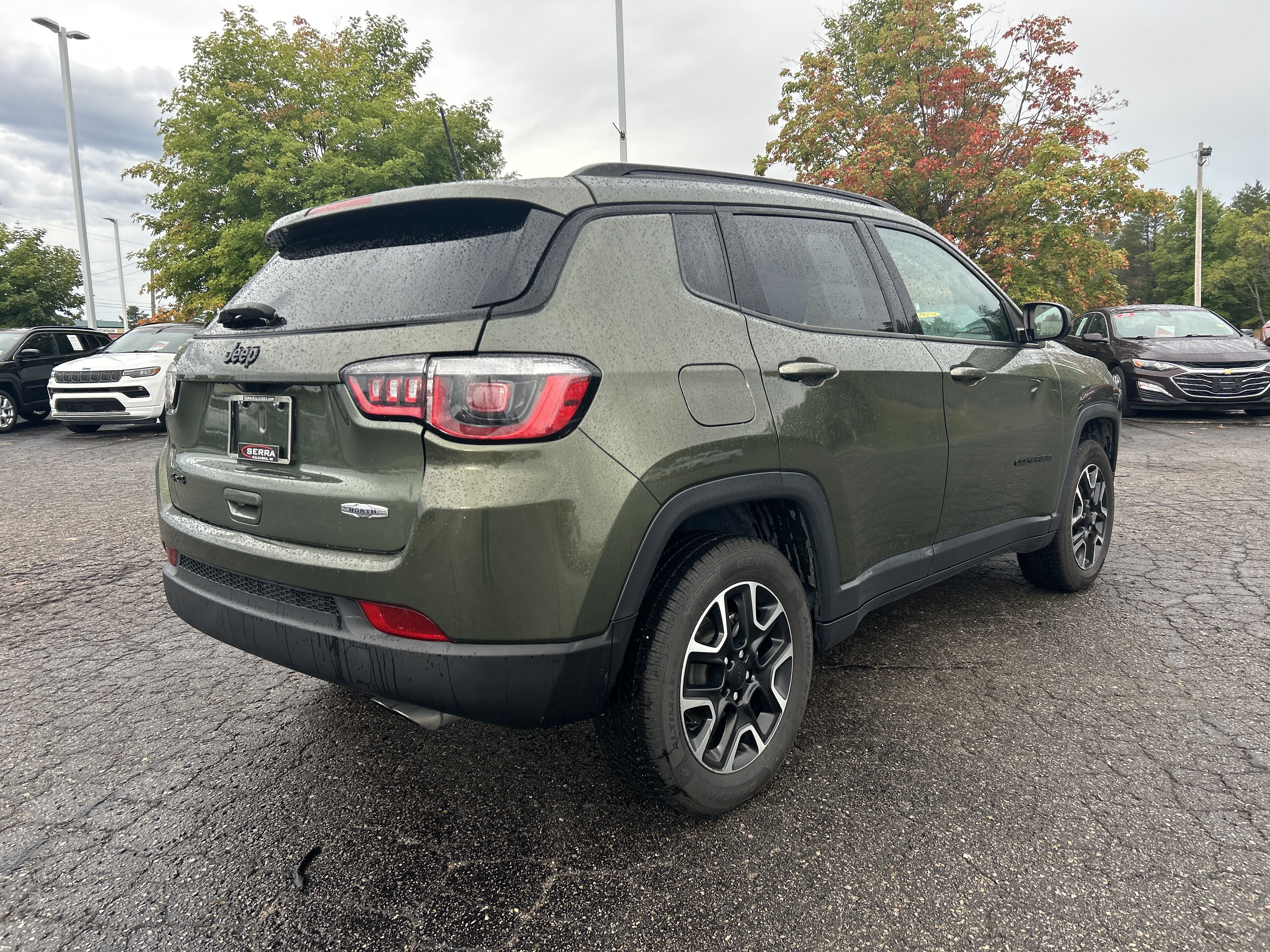 Used 2020 Jeep Compass Sport AWD/4WD image 3