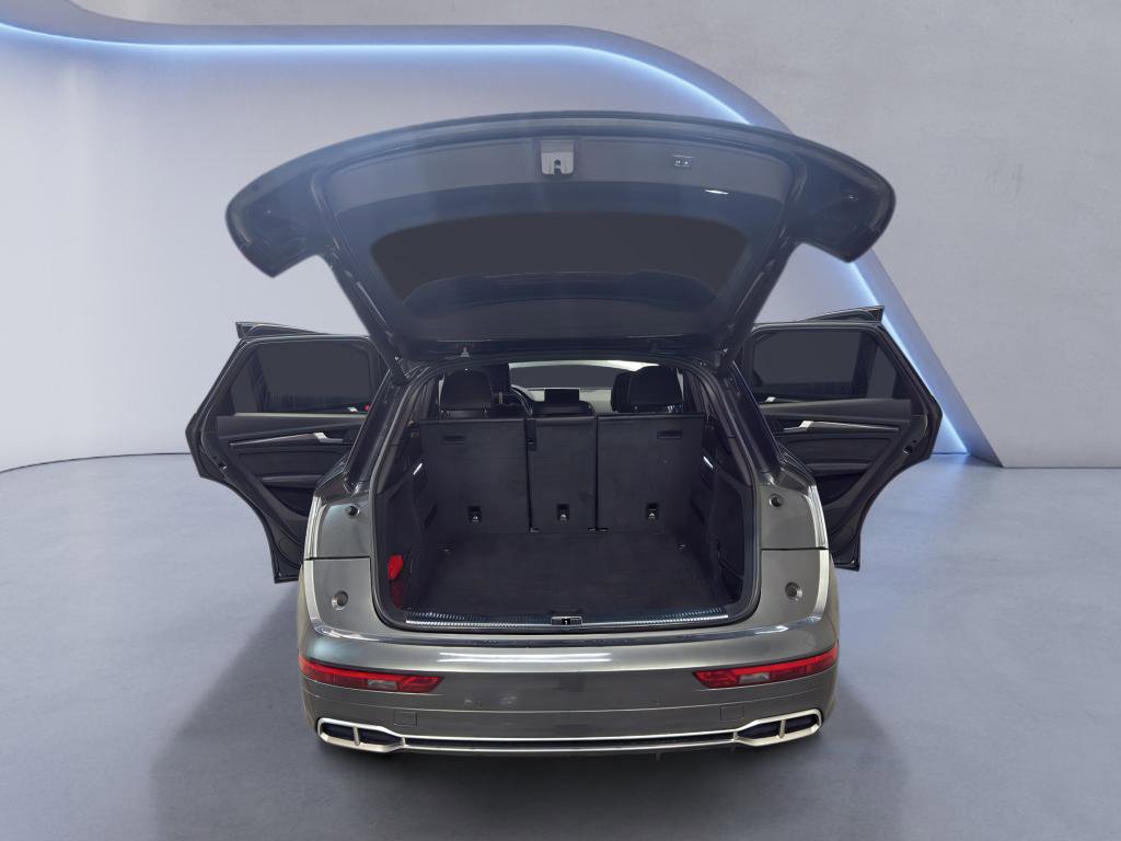 Used 2018 Audi SQ5 Premium Plus w/ S Sport Package AWD/4WD image 12